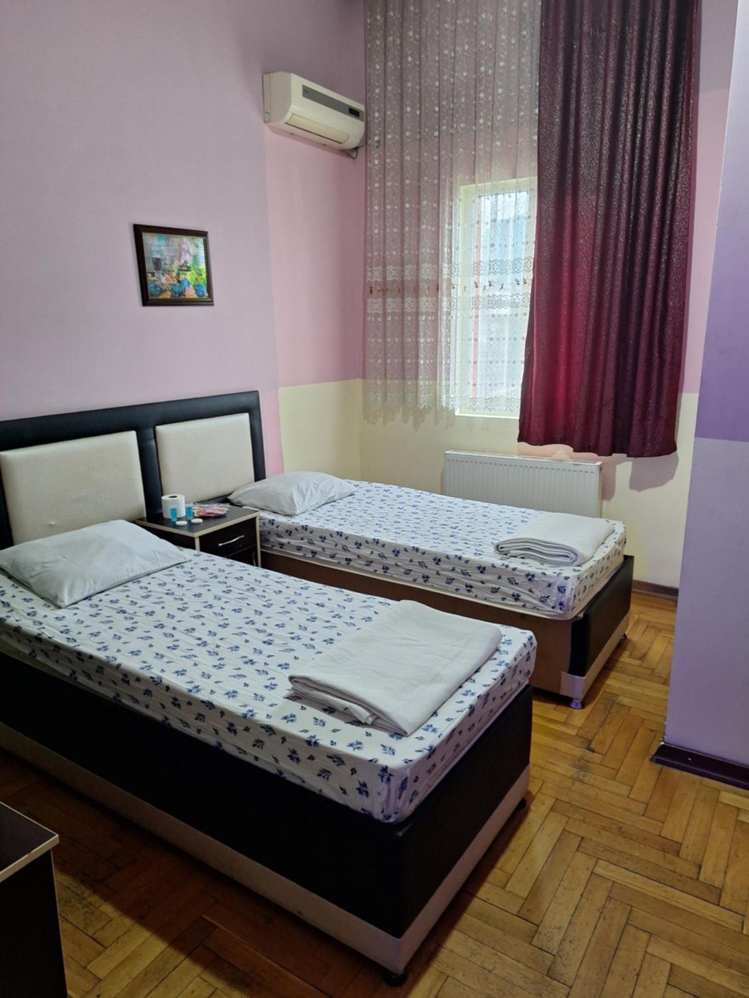 Gold Hotel Batum Kültér fotó